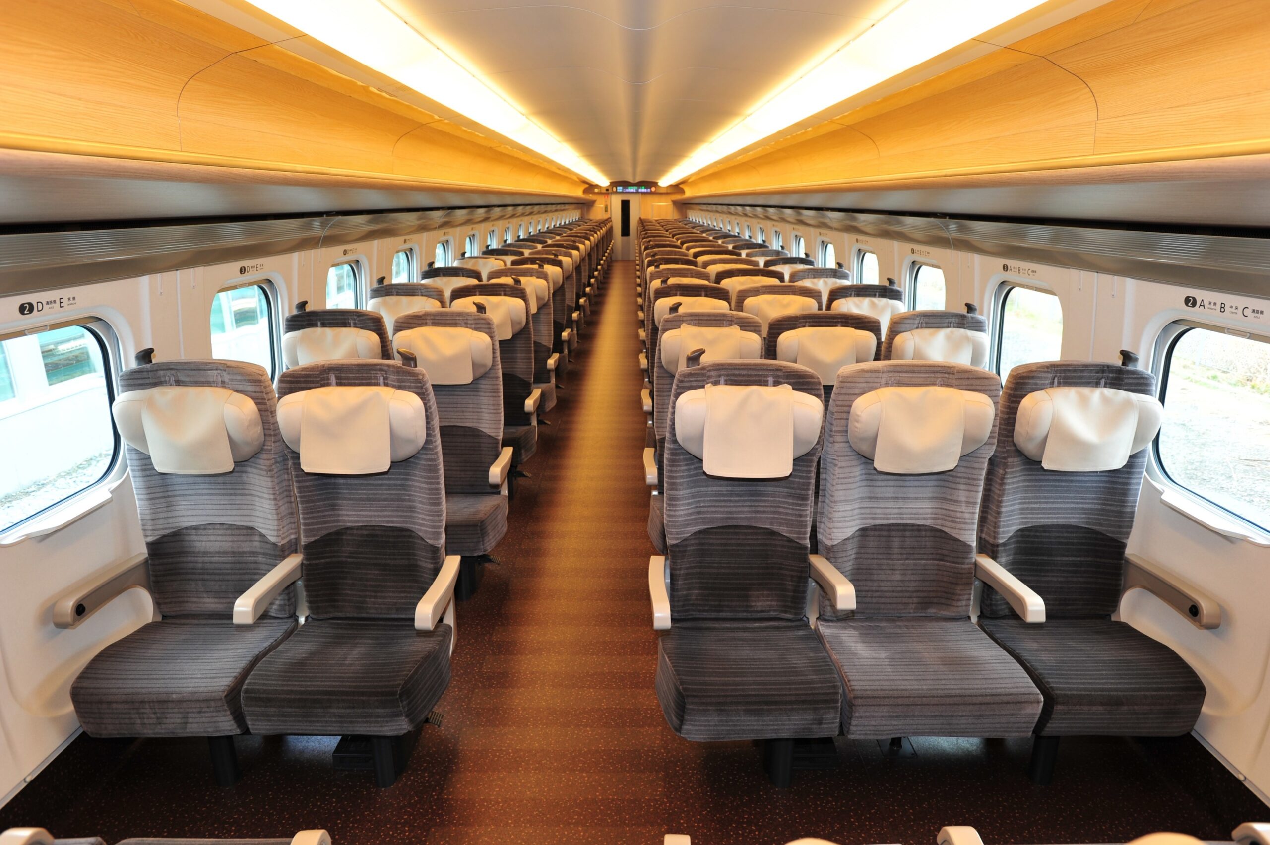 Ordinary Car seats on the E5 series Shinkansen