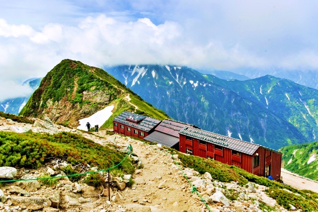 Mountain hut on Mount Karamatsu.
