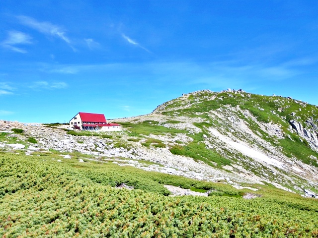 Stay overnight at Hotel Senjojiki to see the sunset and sunrise from the peak.