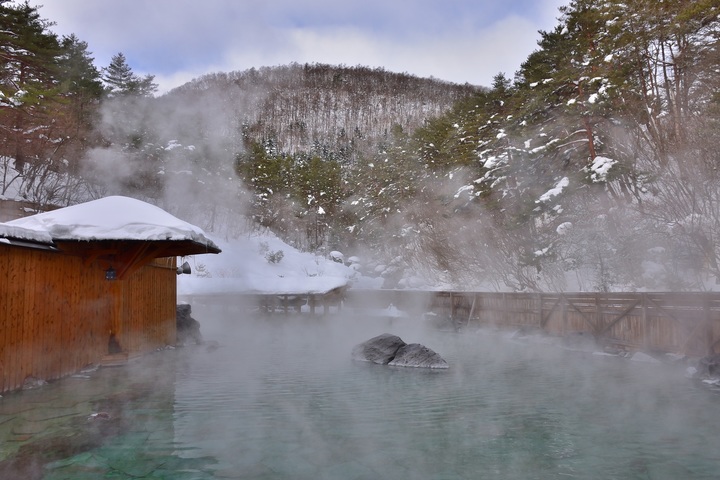 Relax in nature Kusatsu_winter