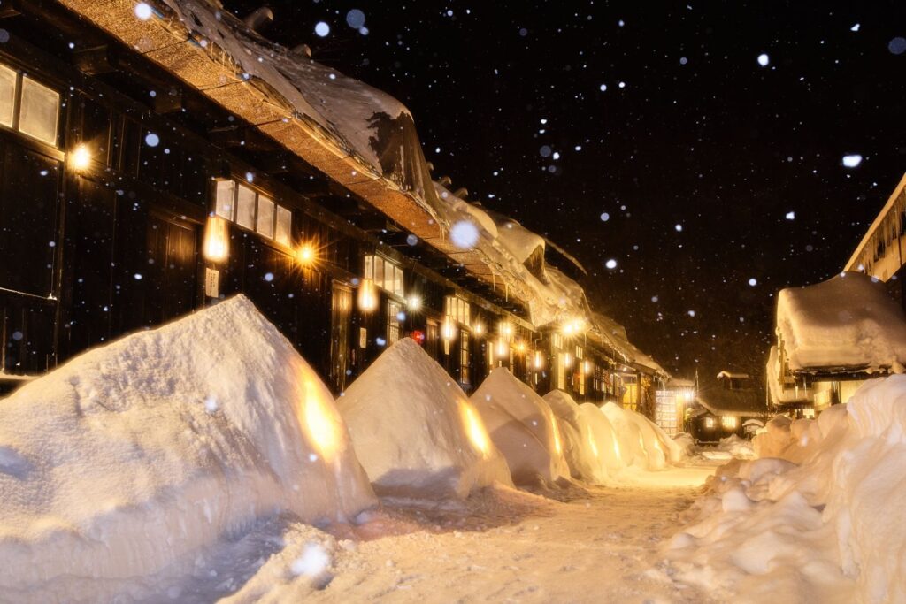 Nyuto Onsen at night