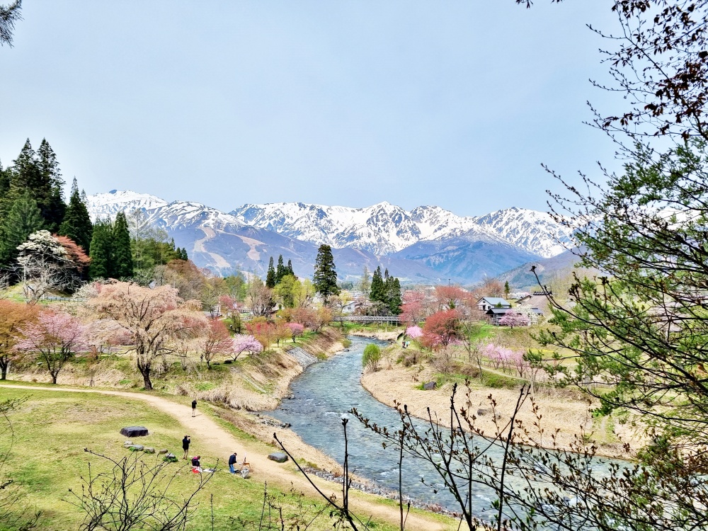 Hakuba Sanzan in spring.