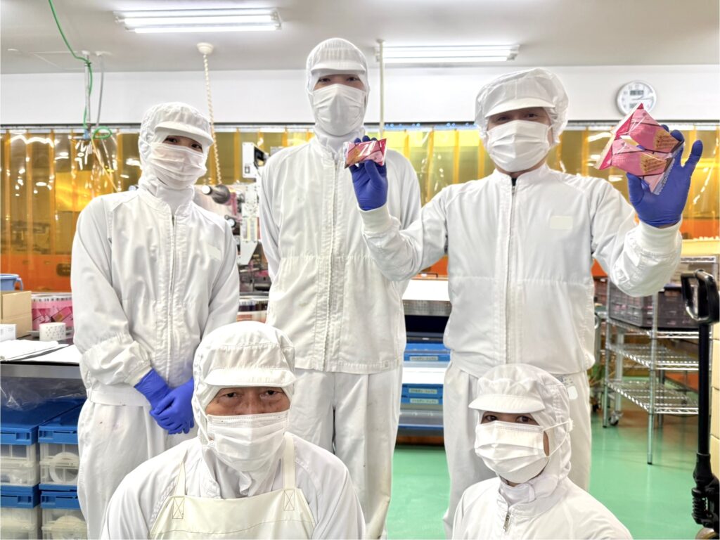 Factory workers, GV Yokohama